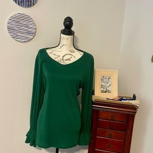 Unbranded boutique buy. Forest green long sleeve top with flutter sleeves.